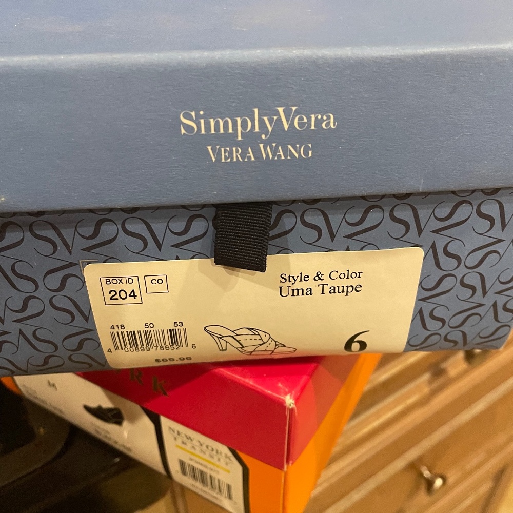 simply vera size 6 cute shoes